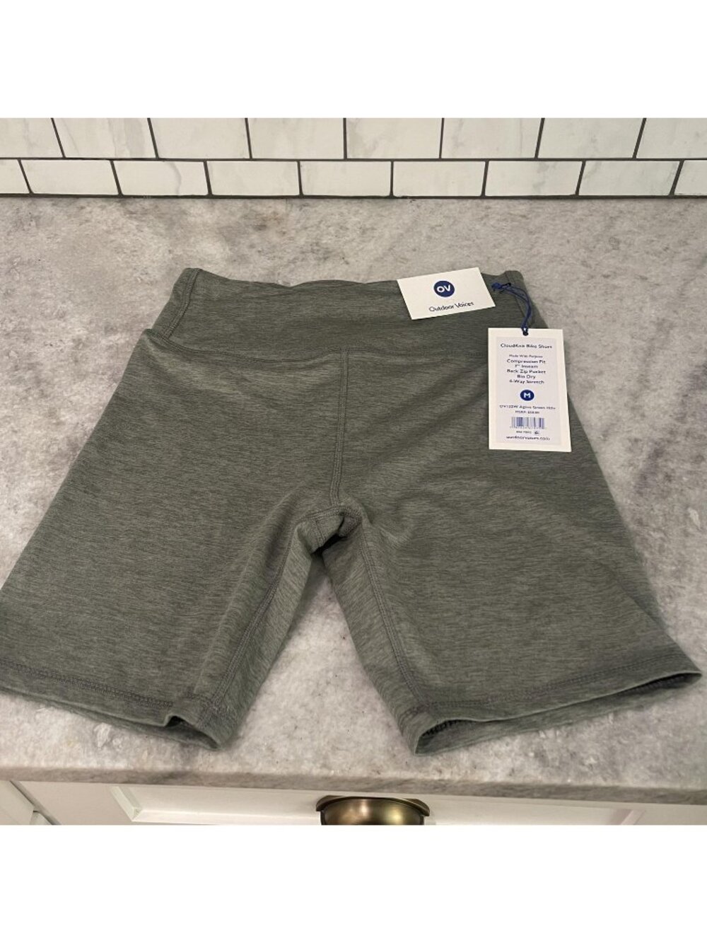 Outdoor Voices Shorts Womens Medium Green Agave CloudKnit Bike 7 Inch Inseam New